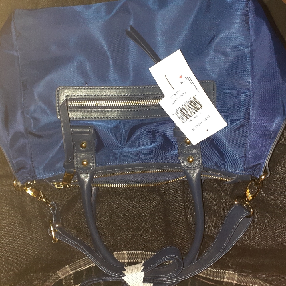 Bueno sport navy blue purse